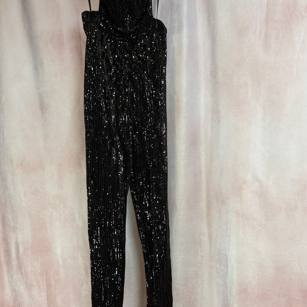 Elegant Black Sequin jumpsuit - Picture 2 of 4